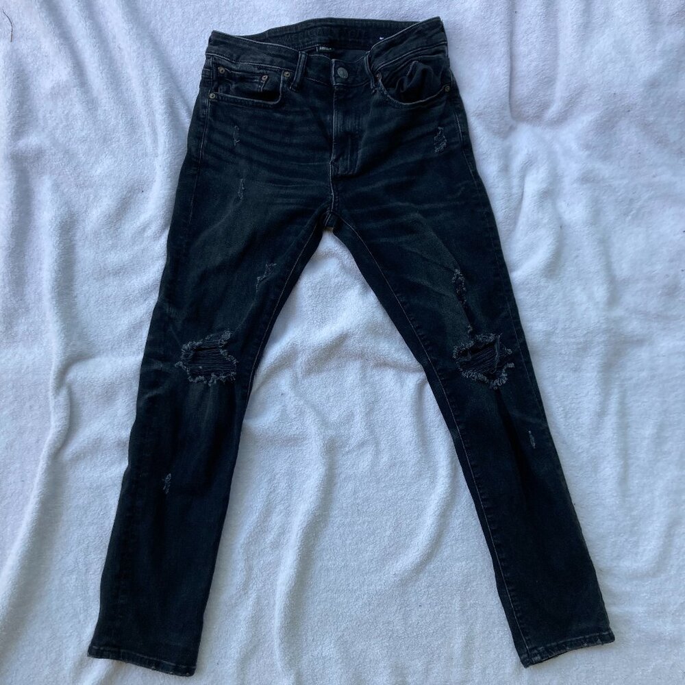 Black Ripped American Eagle Skinny Jeans